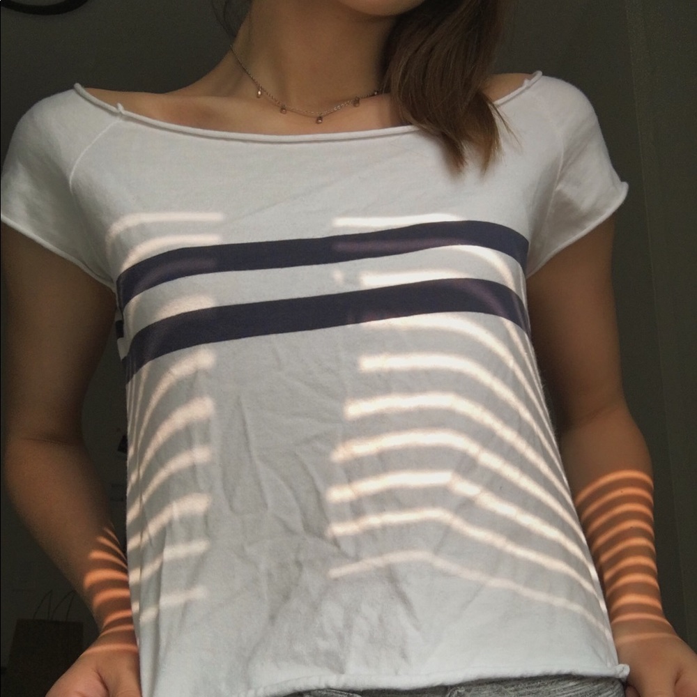 Brandy Melville Off the Shoulder Top - Picture 1 of 2